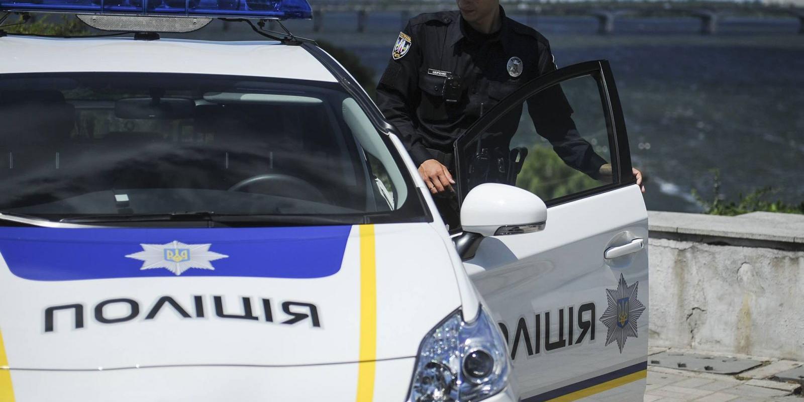 В Білій Церкві поліція допомогла дівчині, які знепритомніла на вулиці В Білій Церкві поліція допомогла дівчині, які знепритомніла на вулиці