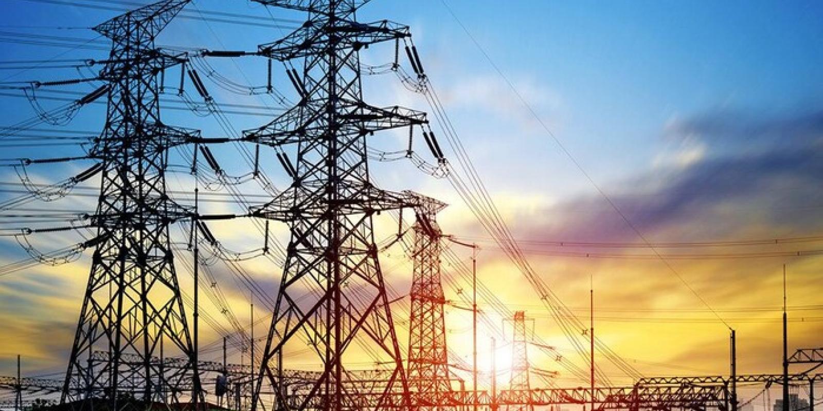 В Україні вводяться екстрені відключення електроенергії через масовані обстріли рф В Україні вводяться екстрені відключення електроенергії через масовані обстріли рф