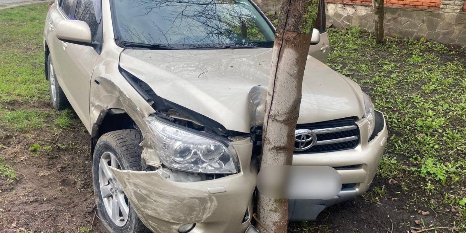 ДТП на Київщині: зіткнулися дві  «Toyota» (ФОТО)