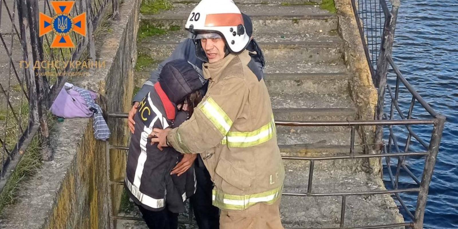 У Ржищеві врятували дитину, яка впала у Дніпро  
