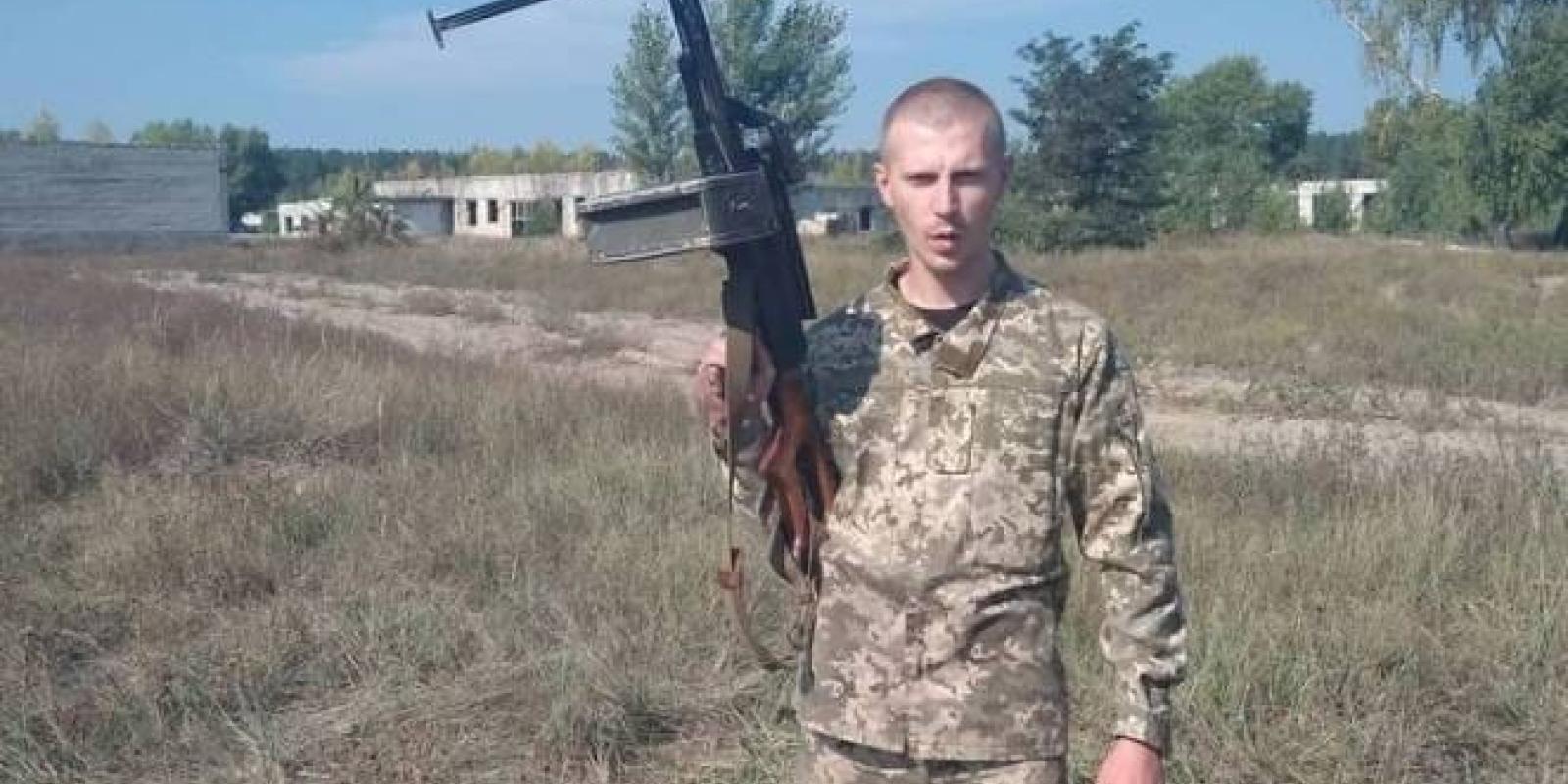 Сьогодні Миронівка прощається із загиблим 29-річним Олександром Колісником