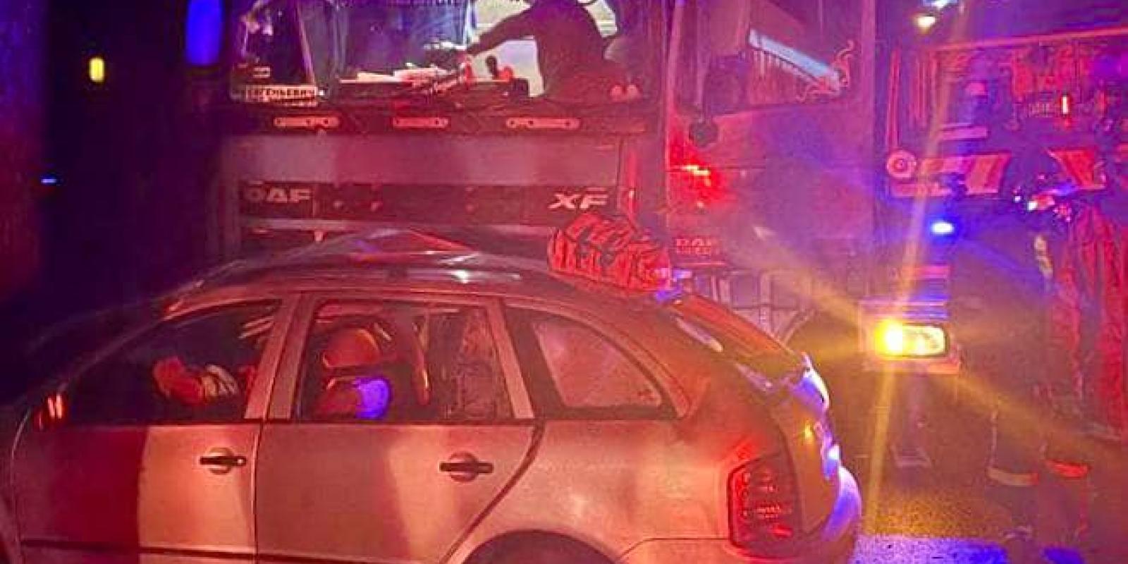 ДТП на Київщині: вантажівка «DAF» на перехресті зіткнулась з «Skoda»