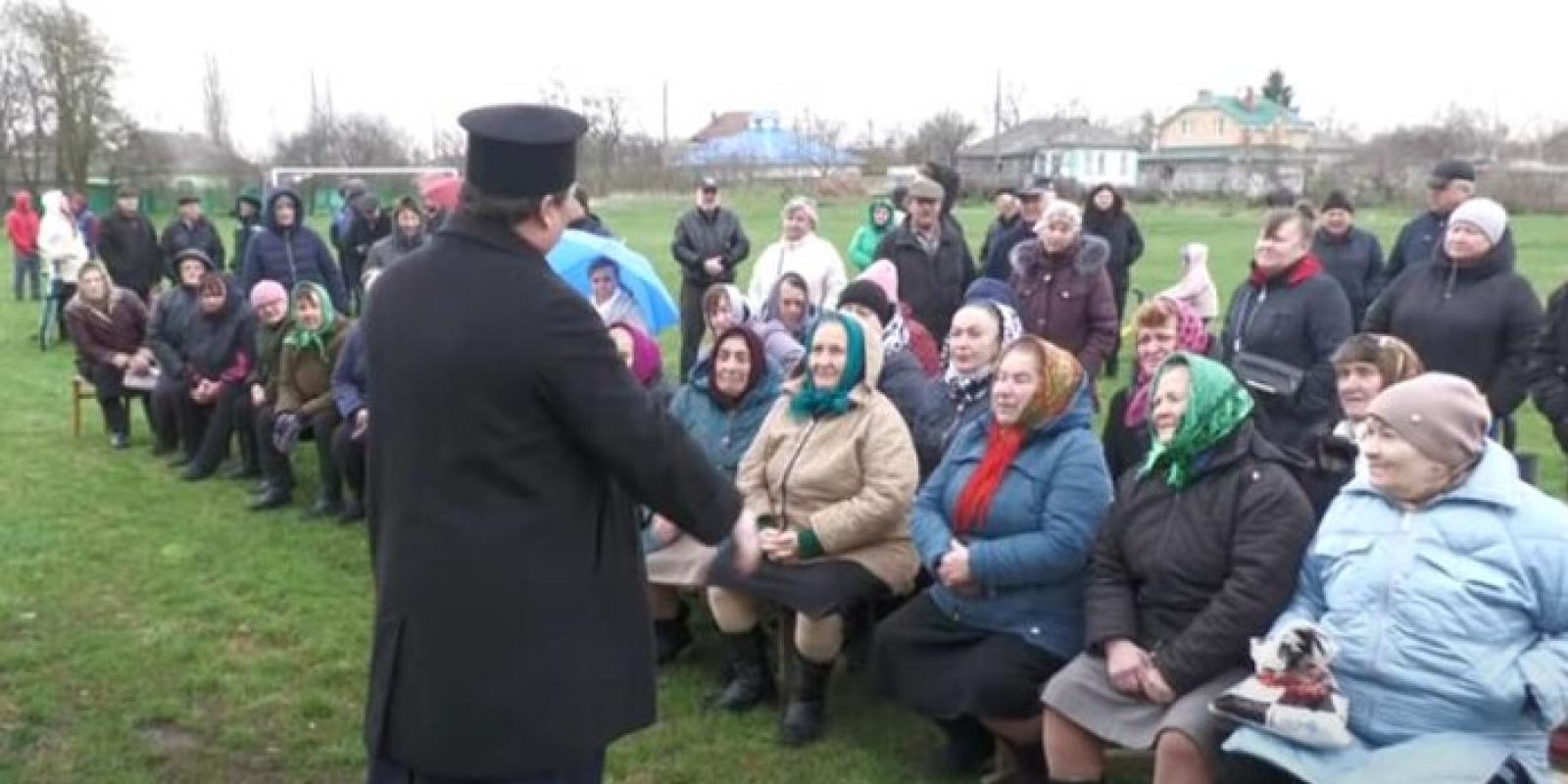 Із села на Київщині громада вигнала московського священника, який відмовлявся відспівувати загиблих бійців