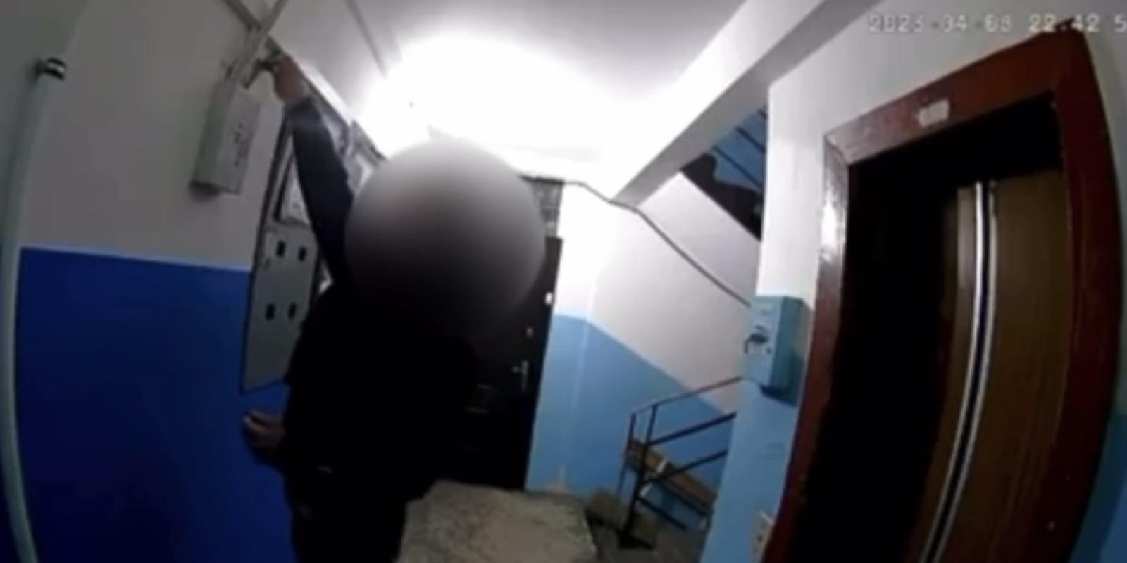 Пошкодити Інтернет мережу, щоб помститися дружині: на Київщині затримали хулігана Пошкодити Інтернет мережу, щоб помститися дружині: на Київщині затримали хулігана