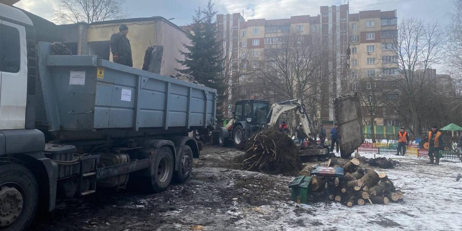 У Броварах сьогодні-завтра будуть висновки експертизи по дитсадку "Джерельце", де впав гелікоптер