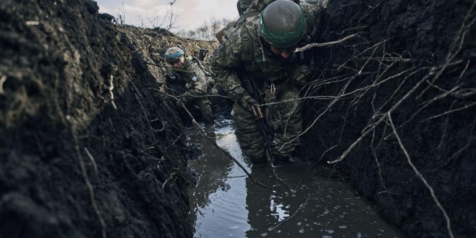 Окупанти зменшили інтенсивність атак на Бахмутському напрямку: Чреватий пояснив наміри росіян Окупанти зменшили інтенсивність атак на Бахмутському напрямку: Чреватий пояснив наміри росіян