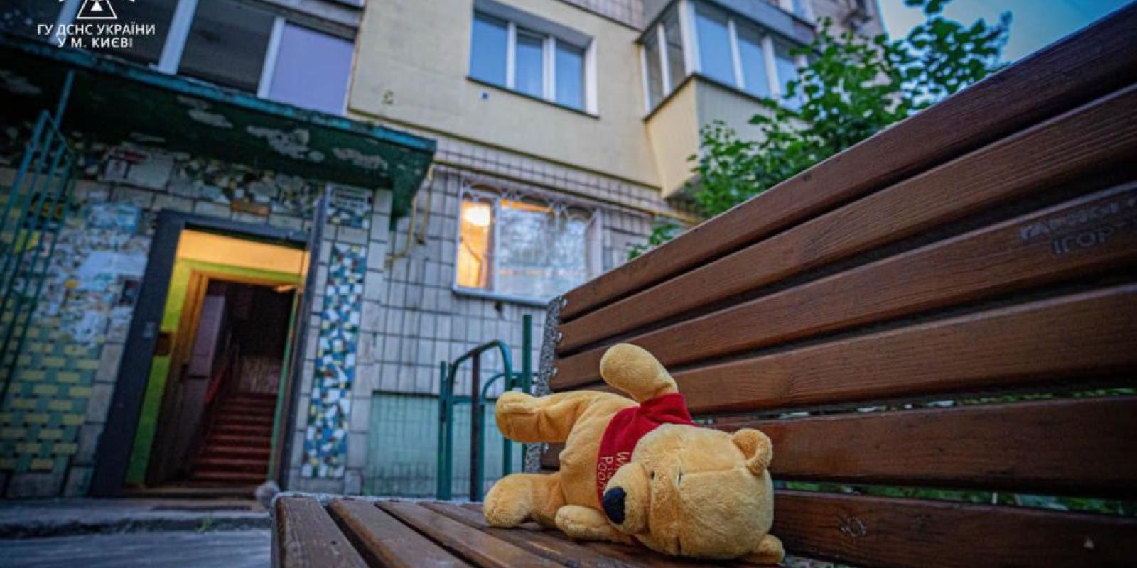 Загинули донька з мамою: у поліції розповіли про жертв ракетної атаки по Києву Загинули донька з мамою: у поліції розповіли про жертв ракетної атаки по Києву