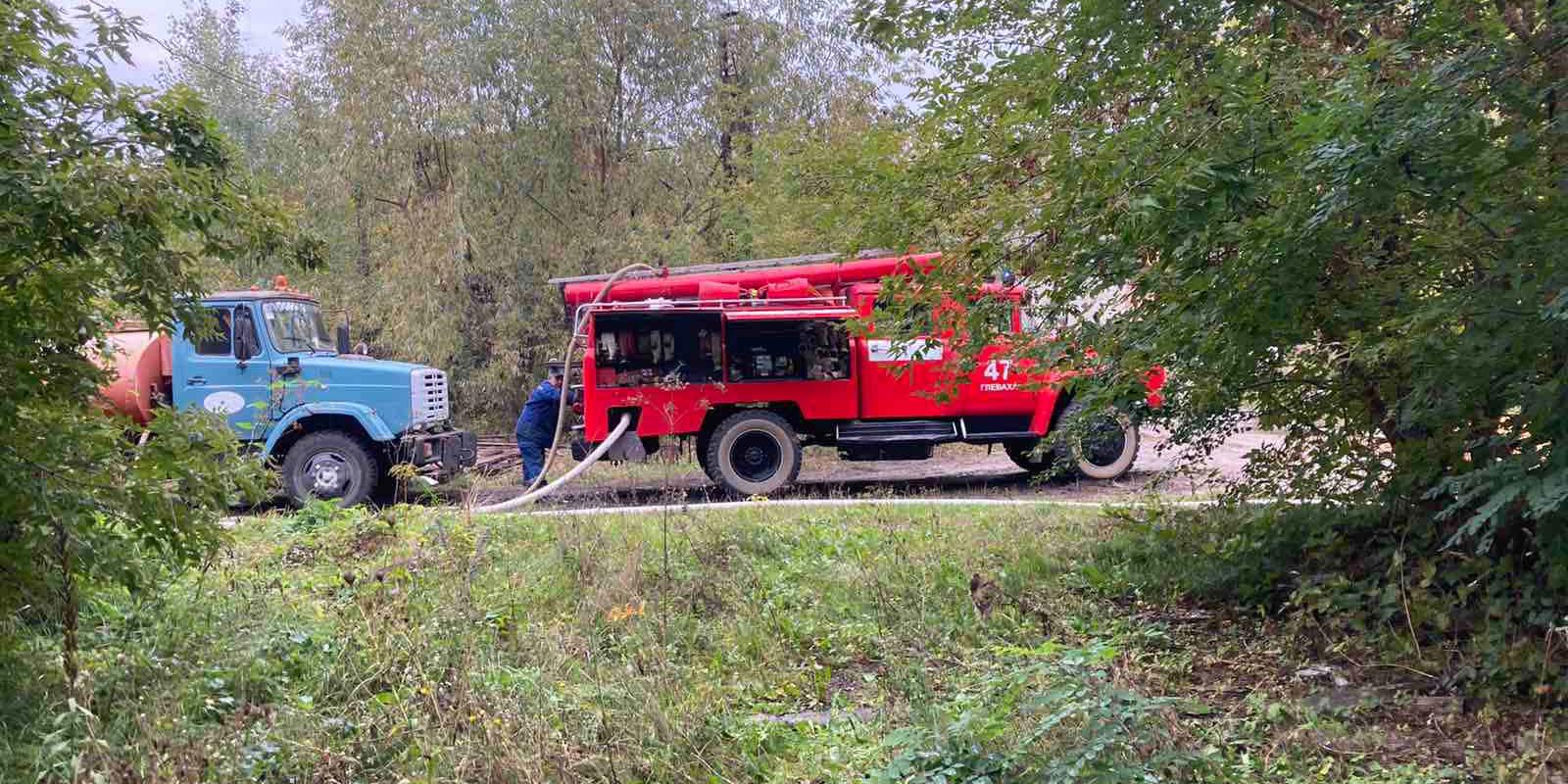 У Василькові горіли склади меблевої фабрики