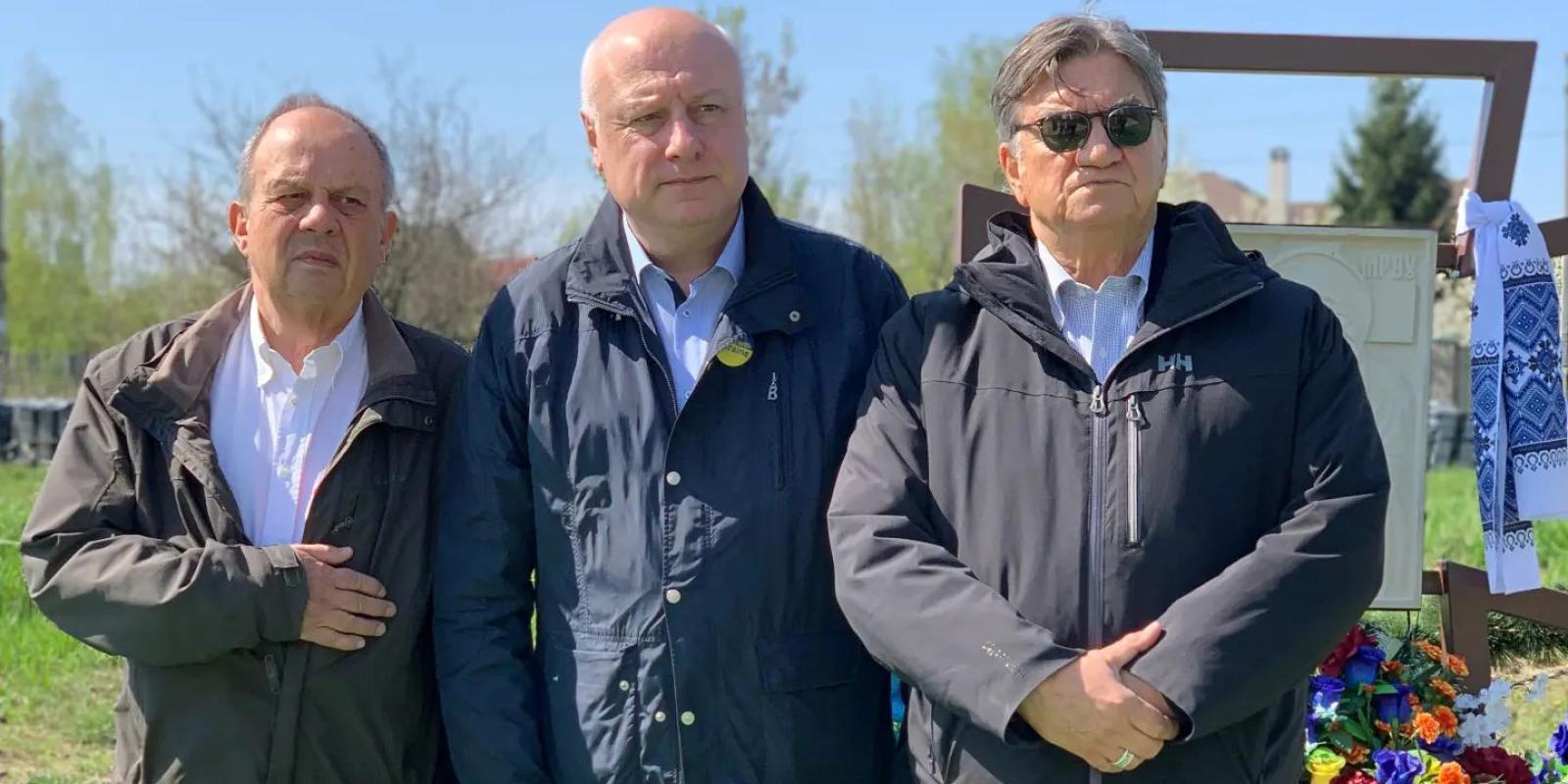 Вперше Бучу відвідали експрезиденти Парламентської асамблеї ОБСЄ Вперше Бучу відвідали експрезиденти Парламентської асамблеї ОБСЄ
