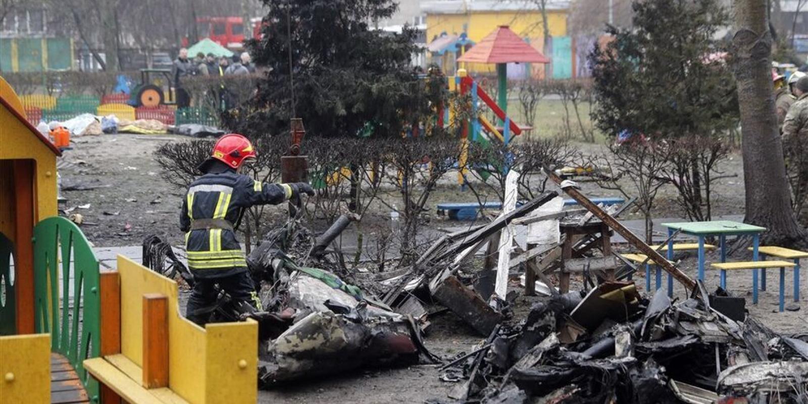 У Броварах вивчають масштаби пошкоджень дитсадка після авіакатастрофи