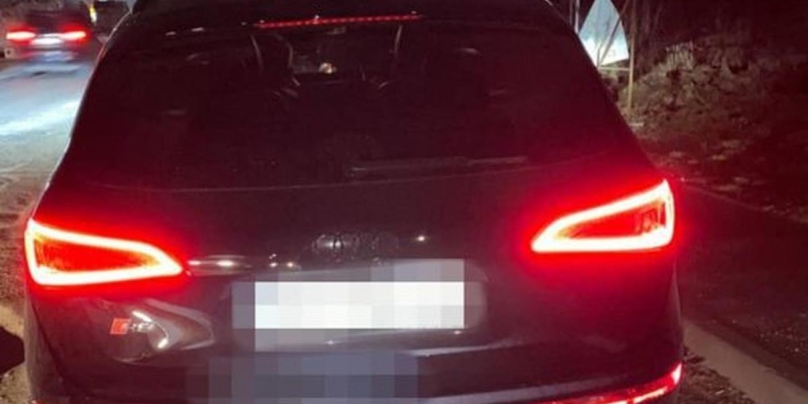 Патрульні Київщини зупинили водія із фальшивими правами 