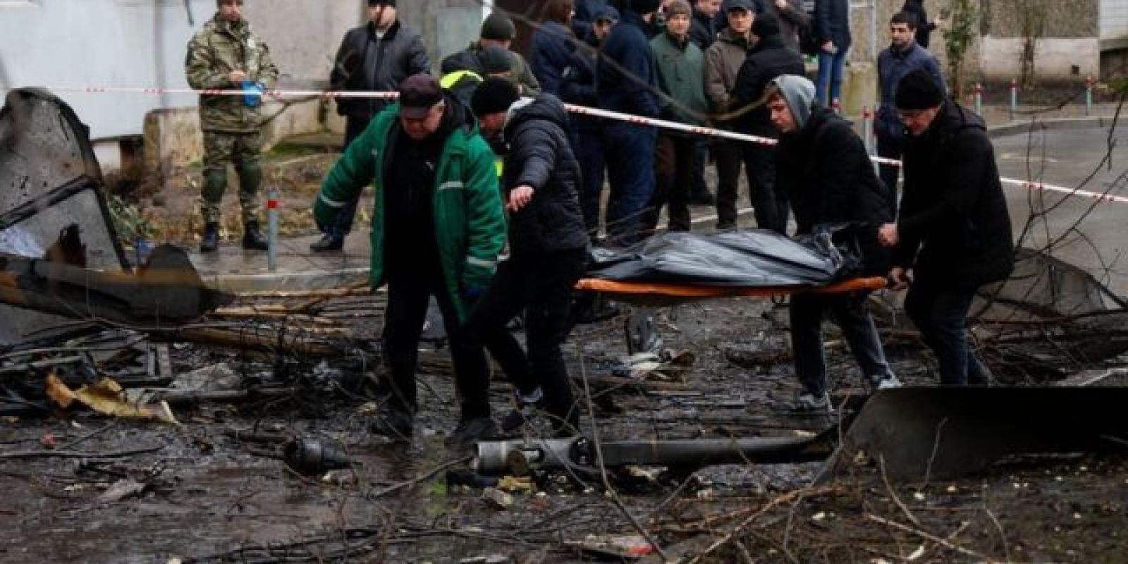 Трагедія у Броварах: у поліції показали відео, зняте за кілька хвилин після авіакатастрофи Трагедія у Броварах: у поліції показали відео, зняте за кілька хвилин після авіакатастрофи