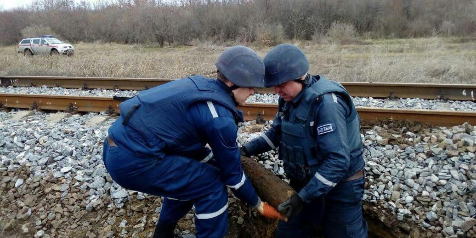 Жителів Київської області попереджають про вибухи