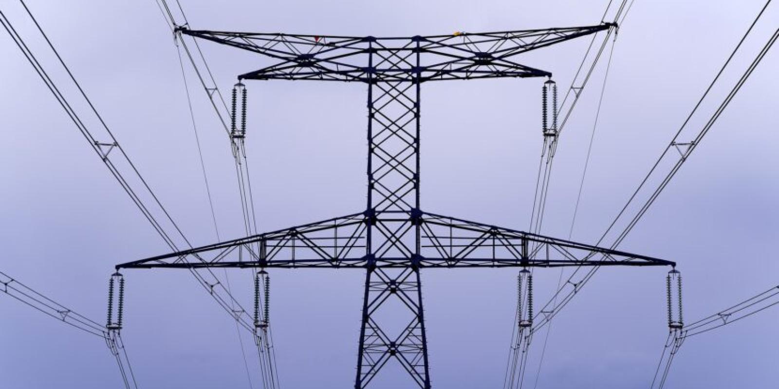 Наслідки ворожої атаки: Мешканців Київщини просять підготуватися до тривалої відсутності світла