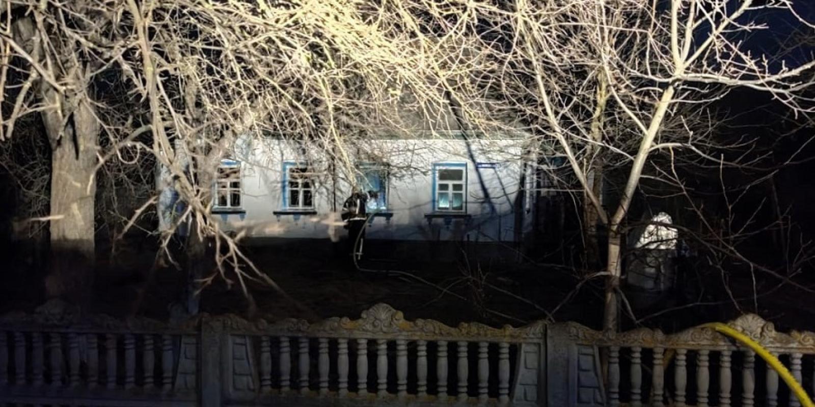 У селі на Київщині загорівся приватний будинок: власника не врятували