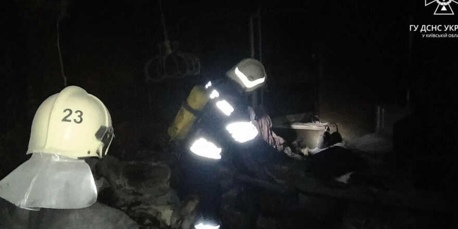 На Київщині пожежа: загорілась квартира в п'ятиповерховому житловому будинку