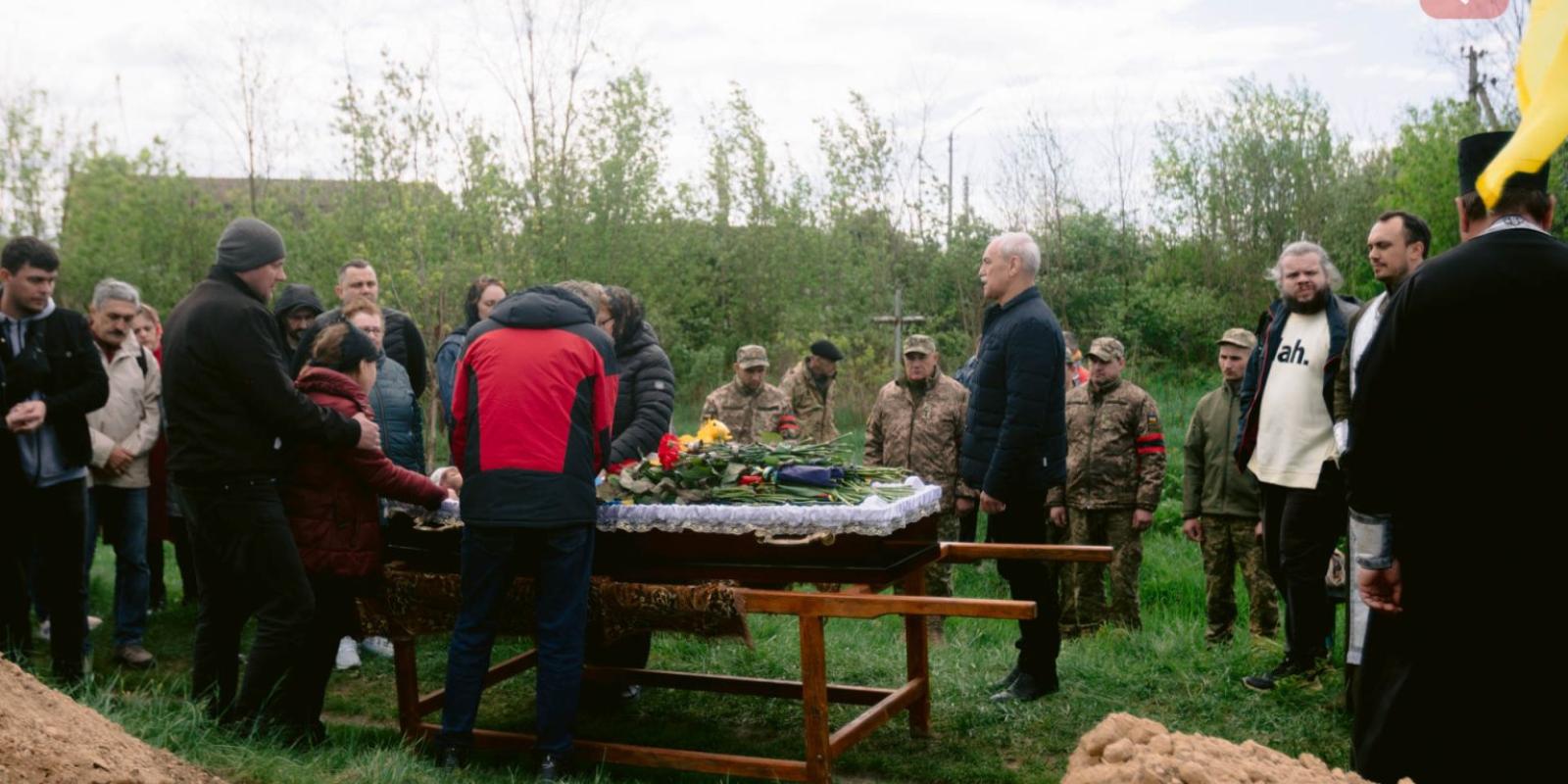 У Переяславі на Київщині попрощалися із 36-річним захисником Дмитром Сіриком