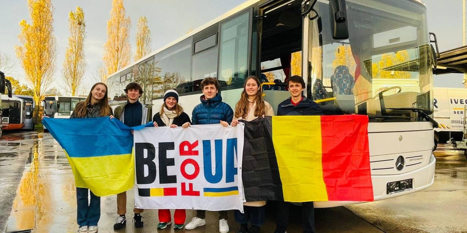 Підлітки з Бельгії зібрали 50 тисяч євро та придбали автобус для школярів Київщини Підлітки з Бельгії зібрали 50 тисяч євро та придбали автобус для школярів Київщини