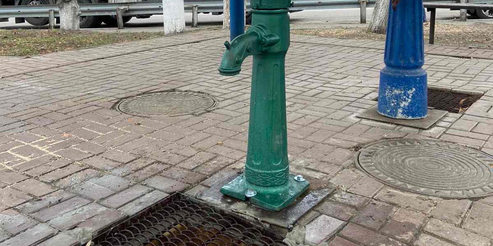 У Білогородці відновили роботу водонапірної колонки в центрі села