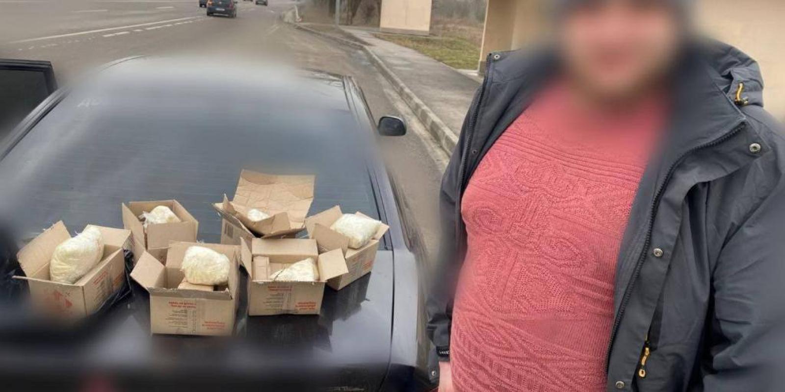 На Київщині патрульні вилучили з авто наркоторговця товару на 1,5 млн грн