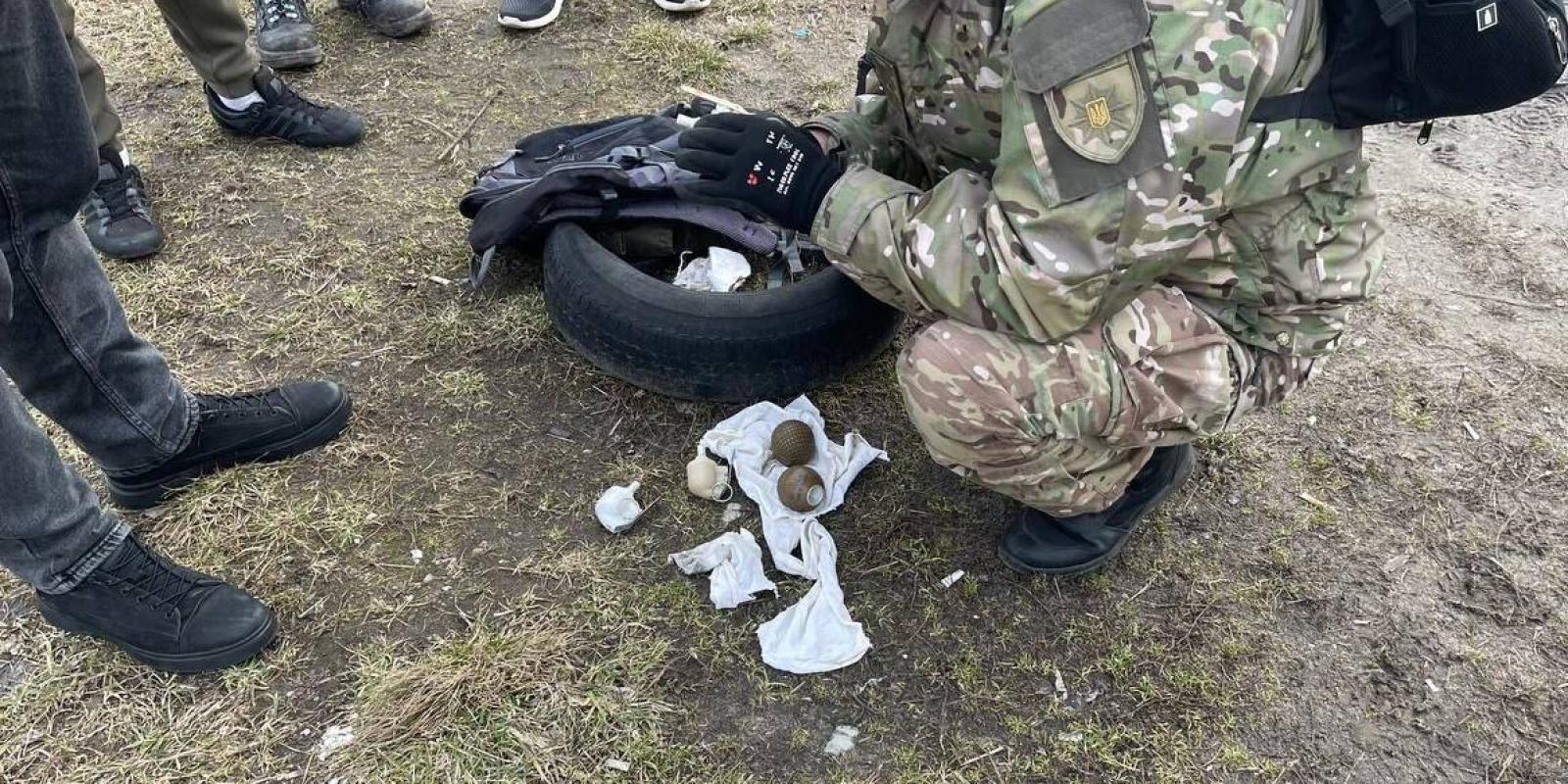 Поліція Київщини затримала 38-річного торговця зброєю 