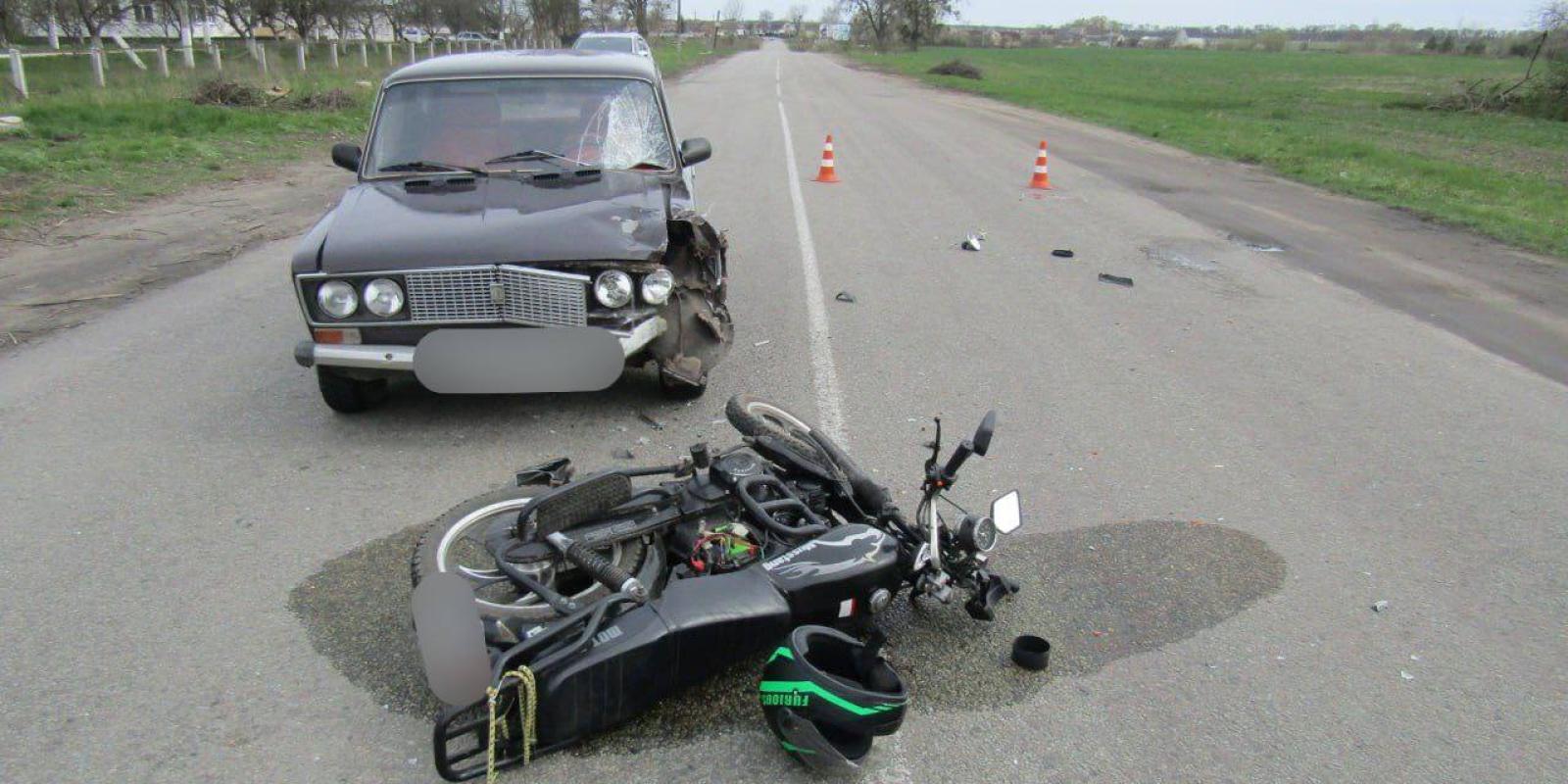 Аварія у Фастові на Київщині: мотоцикліст госпіталізований Аварія у Фастові на Київщині: мотоцикліст госпіталізований