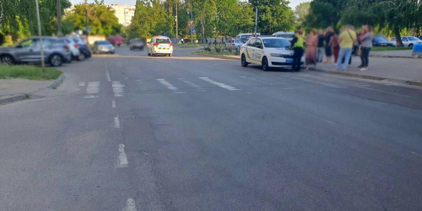 ДТП на Київщині: водійка «Mazda» наїхала на дітей на пішохідному переході ДТП на Київщині: водійка «Mazda» наїхала на дітей на пішохідному переході