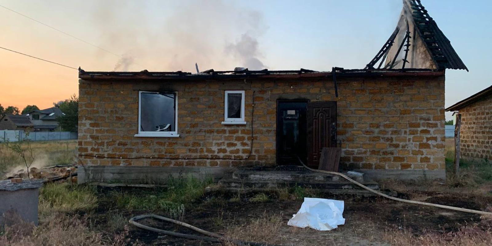 У селі на Київщині загорівся приватний будинок: загинула 50-річна жінка