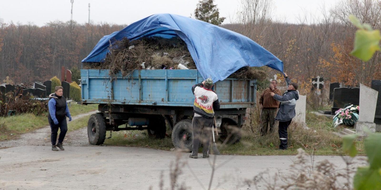 На Київщині заплатить майже 3 млн грн гривень за прибирання восьми міських кладовищ