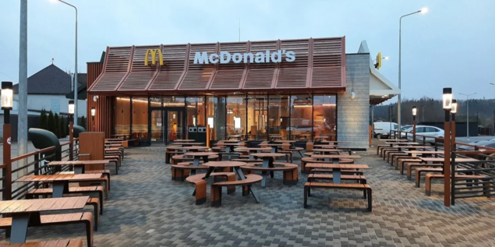 На Київщині у селі Лісники відкрили McDonald’s